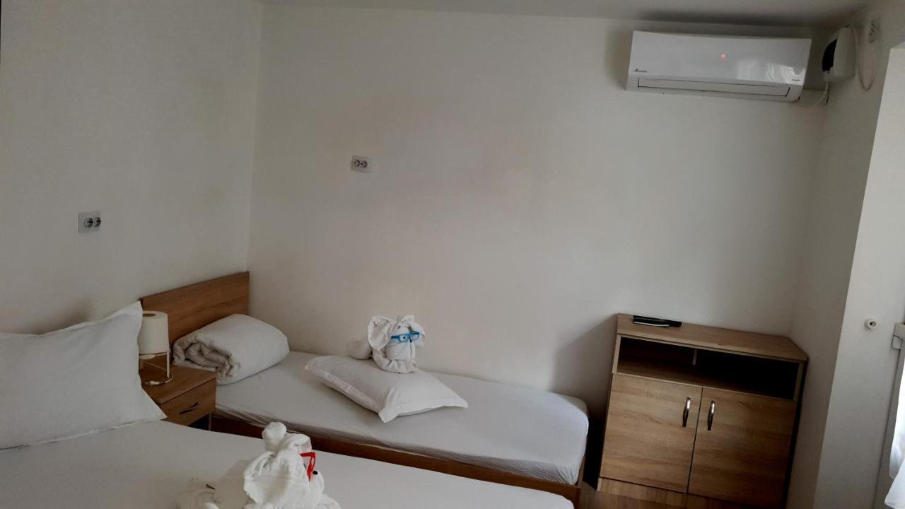 Casa Nicholas Constanţa Esterno foto